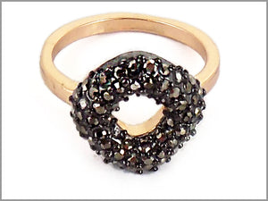 PAVE WREATH RING