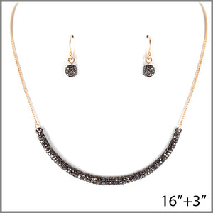 CURVED BAR PAVE NECKLACE