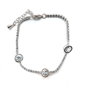 Diamond Bracelet with Solitaires