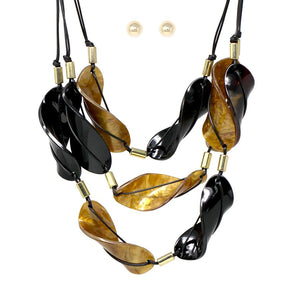 Layered Golden Leaves Necklace