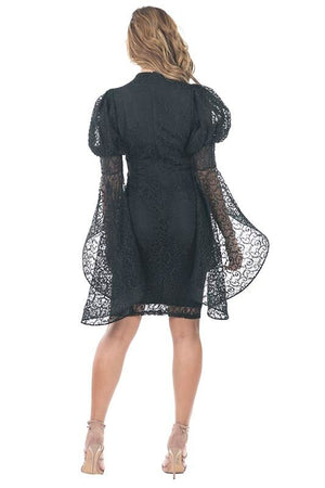 LACE KEYHOLE DRESS WITH SWING SLEEVES